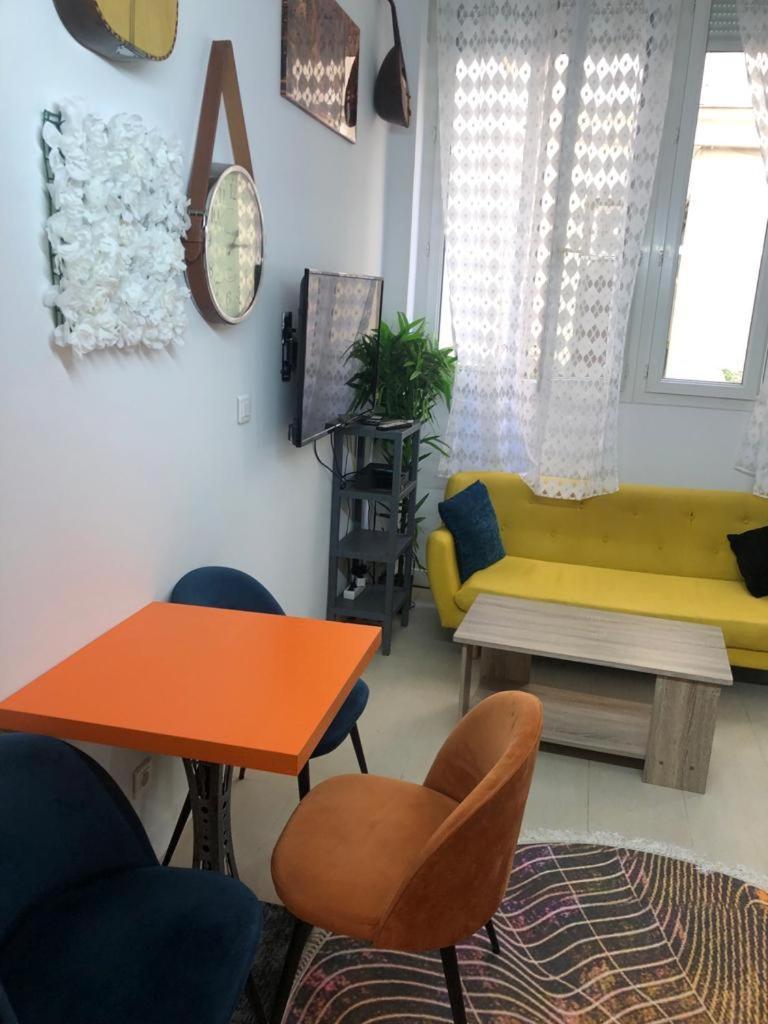 파리 Studyo Cosy 400 Metre Sacre Ceour 아파트 외부 사진